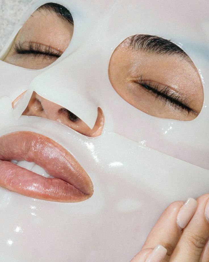TREAT & MASQUE